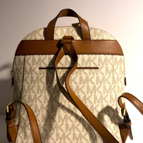 Michael Kors Dallas BackPack Vanilla White Medium Slim Backpack Brand NWT - Picture 6 of 9